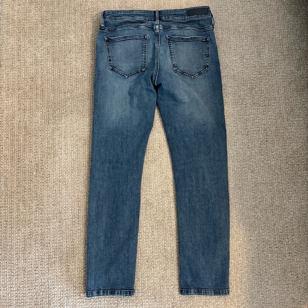 Calvin Klein Women’s Blue Jeans - size 4​ - Picture 4 of 5